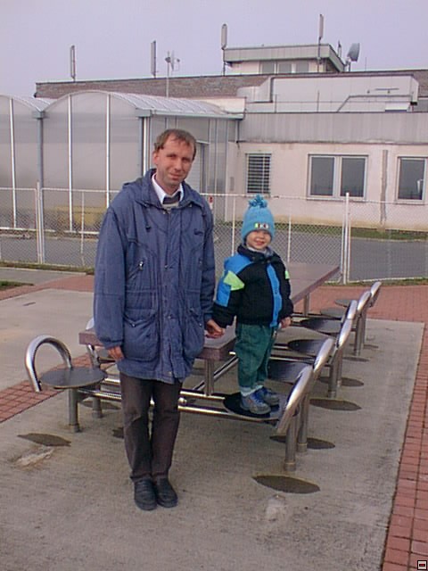 2001_0401_01.jpg