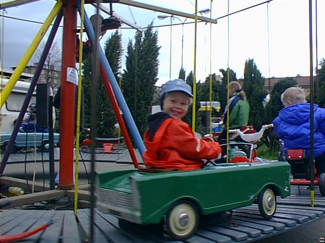 2001_0428_02.jpg