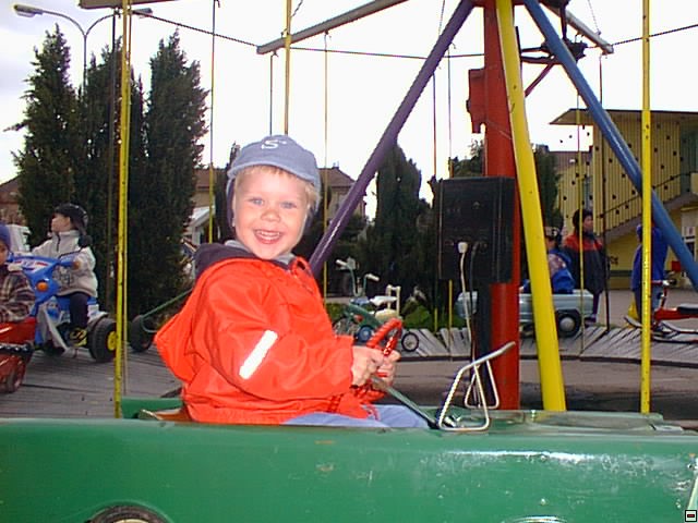 2001_0428_04.jpg