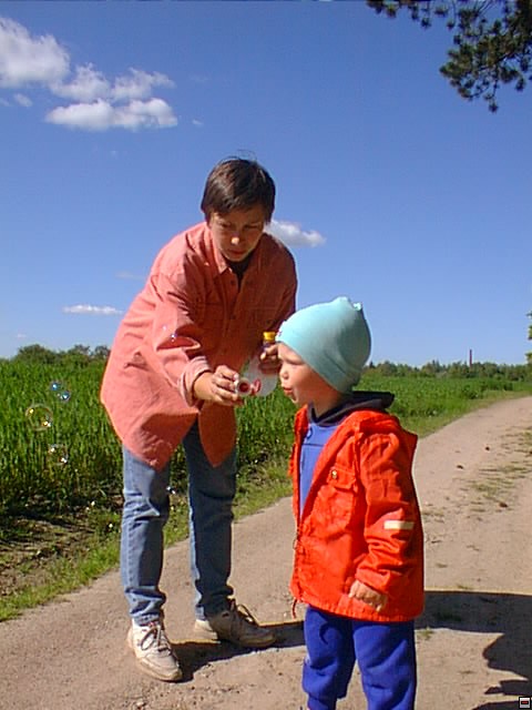 2001_0512_11.jpg