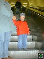 thn_2001_0428_05.jpg
