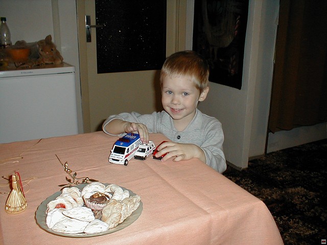 2001_1227_05.jpg