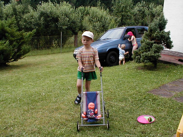 2002_0710_05.jpg