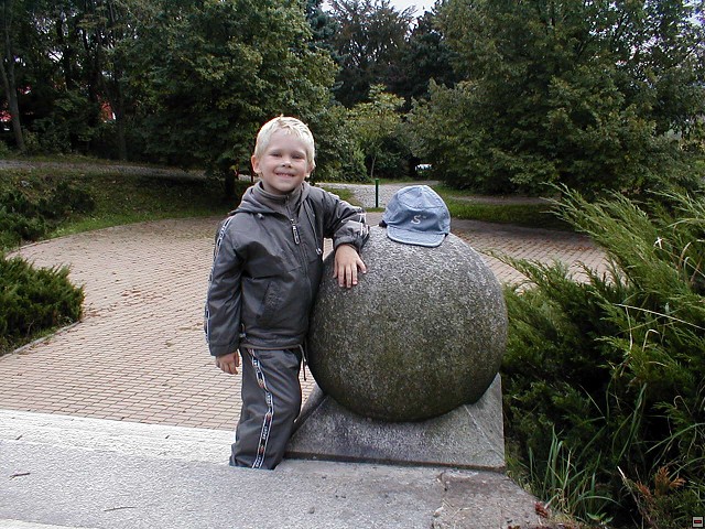 2002_0921_08.jpg