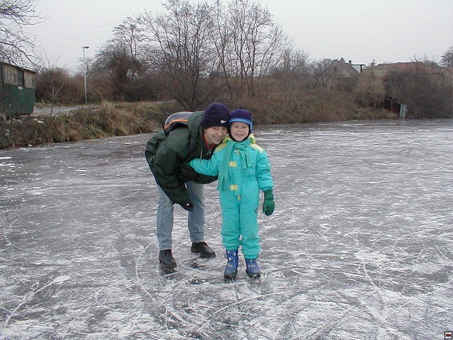 2002_1214_07.jpg