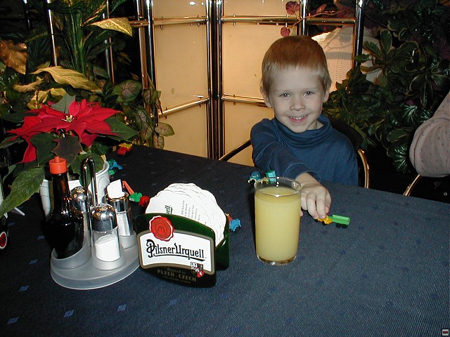 2002_1215_05.jpg