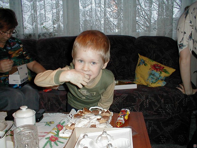 2002_1223_04.jpg