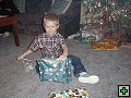 thn_2002_1224_02.jpg