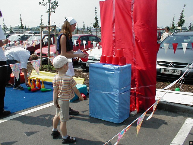 2003_0601_01.jpg