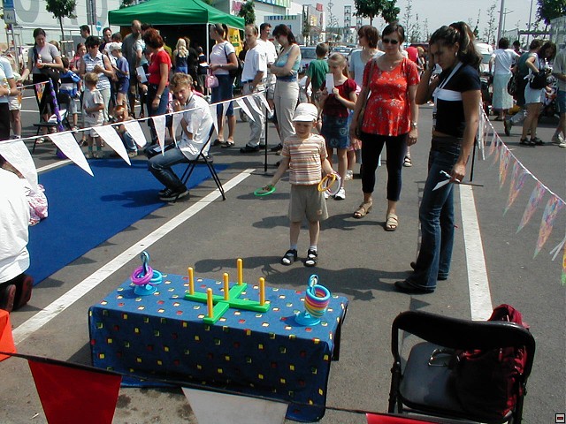2003_0601_03.jpg